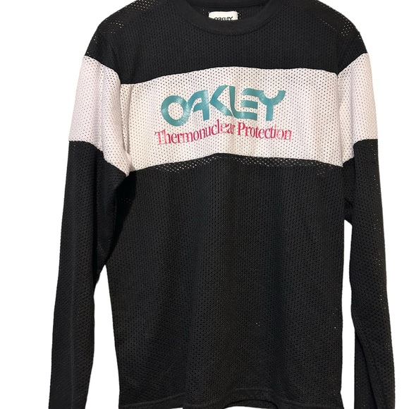 Oakley Mesh Long Sleeve Crewneck - Picture 2 of 4